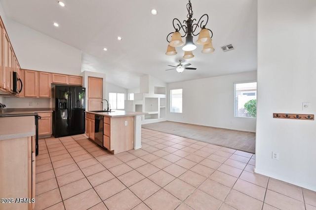 6893 W FIREBIRD Drive, Glendale, AZ 85308