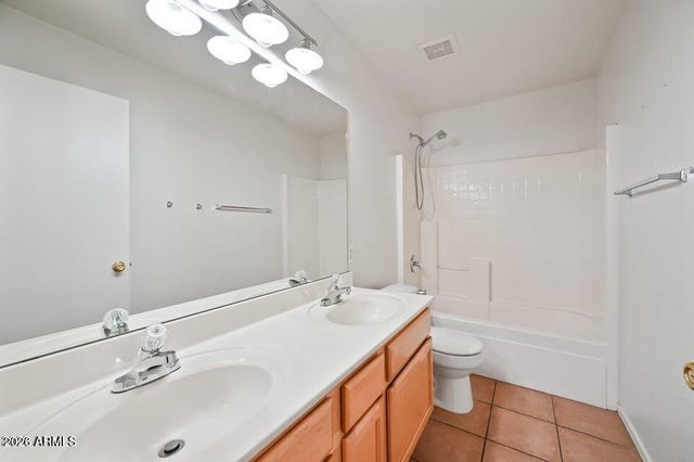 6893 W FIREBIRD Drive, Glendale, AZ 85308