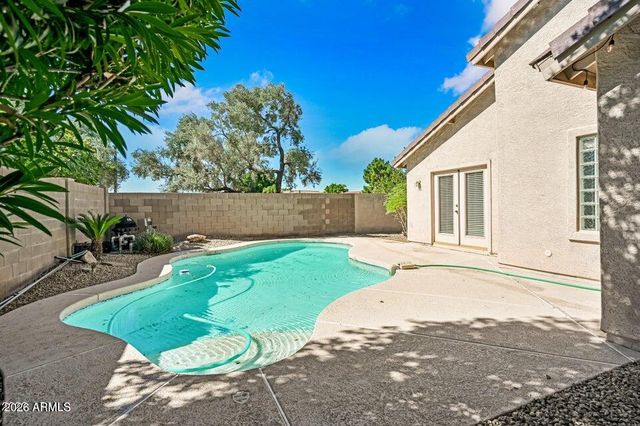 6893 W FIREBIRD Drive, Glendale, AZ 85308