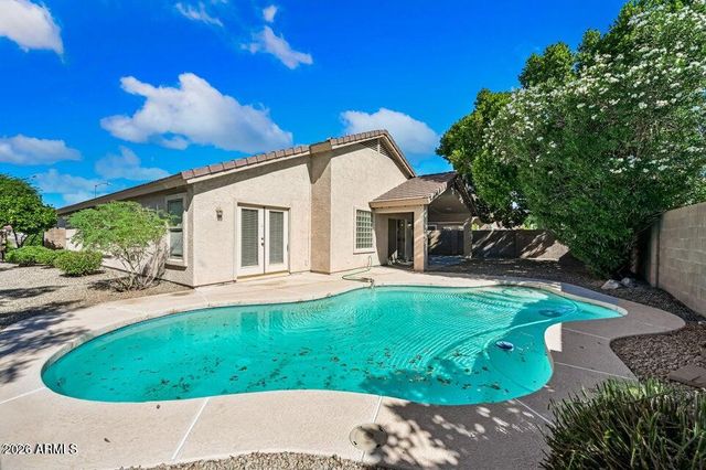 6893 W FIREBIRD Drive, Glendale, AZ 85308
