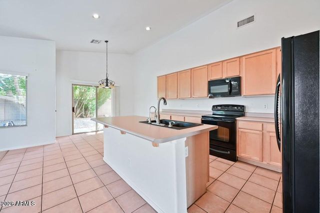 6893 W FIREBIRD Drive, Glendale, AZ 85308
