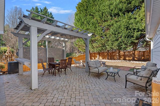 8221 Ballymore Court, Huntersville, NC 28078