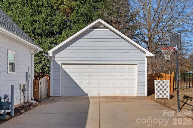 8221 Ballymore Court, Huntersville, NC 28078