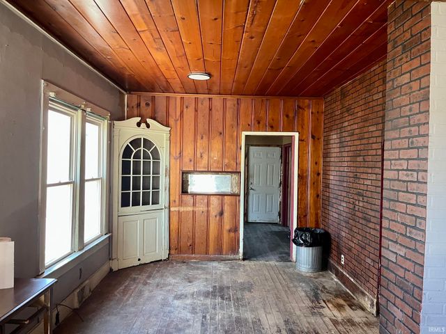 808 E Parkland Avenue, Evansville, IN 47711