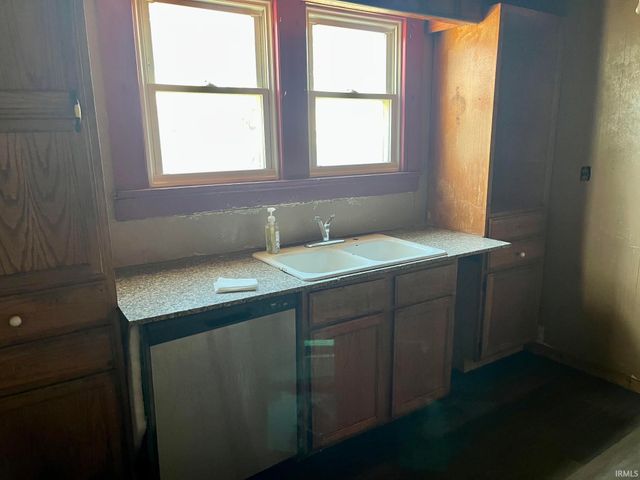 808 E Parkland Avenue, Evansville, IN 47711