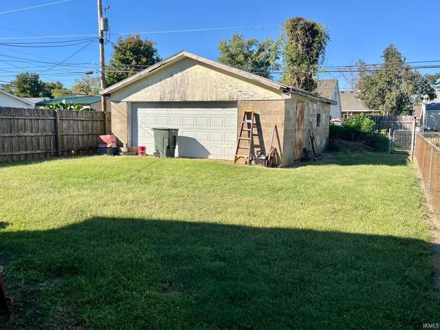 808 E Parkland Avenue, Evansville, IN 47711