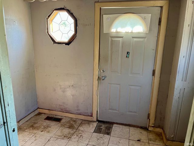 808 E Parkland Avenue, Evansville, IN 47711