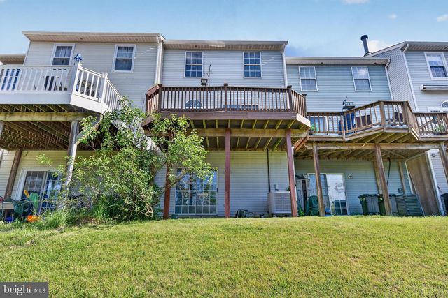 606 MARIANNE LN, Baltimore, MD 21228