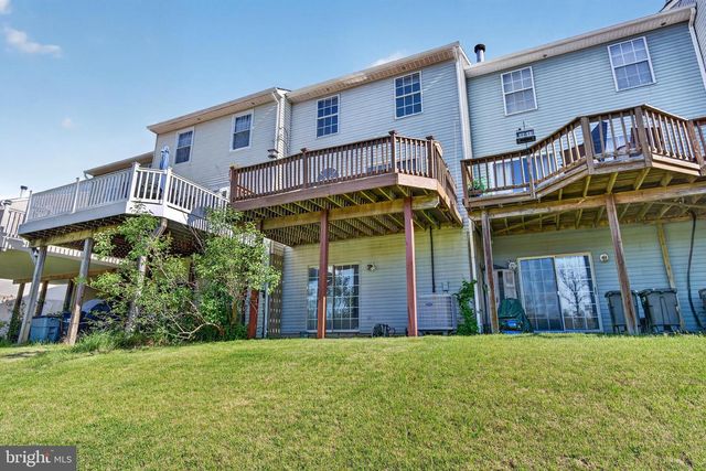 606 MARIANNE LN, Baltimore, MD 21228