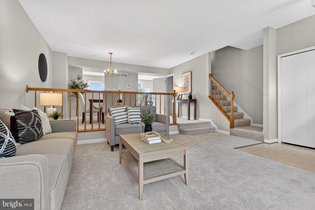 606 MARIANNE LN, Baltimore, MD 21228