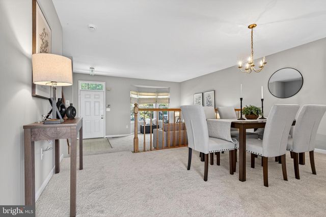 606 MARIANNE LN, Baltimore, MD 21228