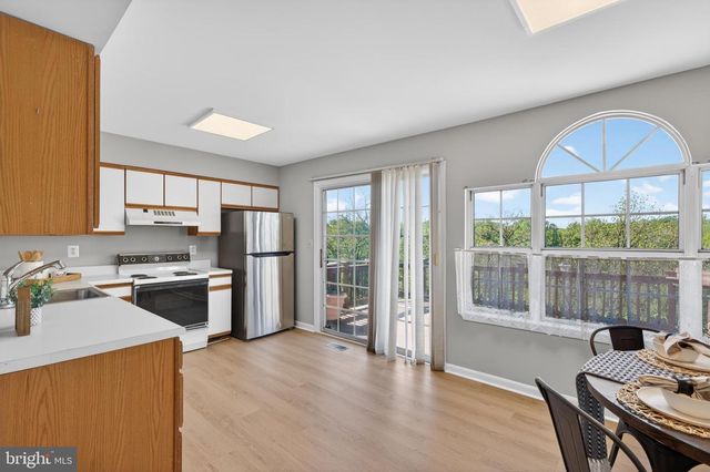606 MARIANNE LN, Baltimore, MD 21228