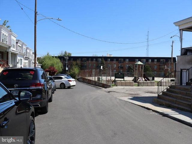 45 GOLF RD, Upper Darby, PA 19082