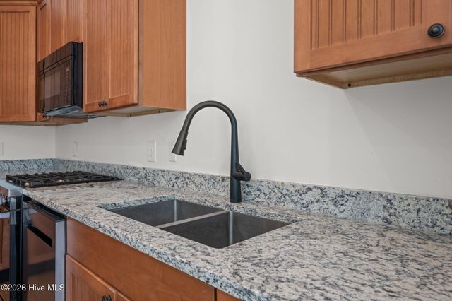 2180 Nc 304 C, Bayboro, NC 28515