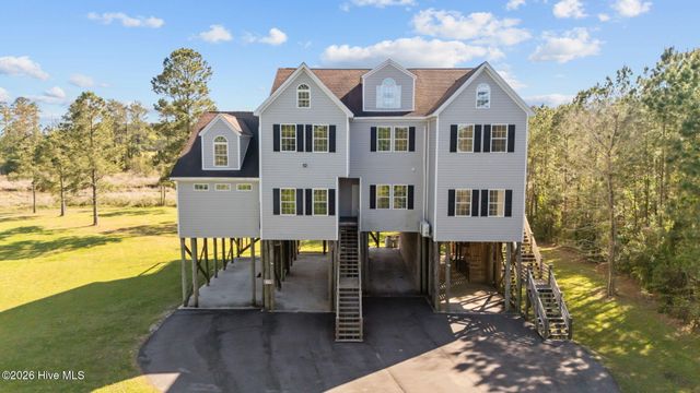 2180 Nc 304 C, Bayboro, NC 28515