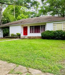 126 Aston Avenue, Mccomb, MS 39648