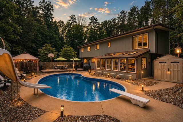 2665 Pinebrook Drive, La Porte, IN 46350
