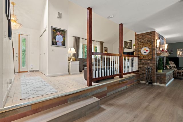 2665 Pinebrook Drive, La Porte, IN 46350