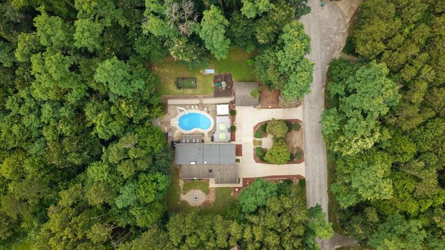 2665 Pinebrook Drive, La Porte, IN 46350