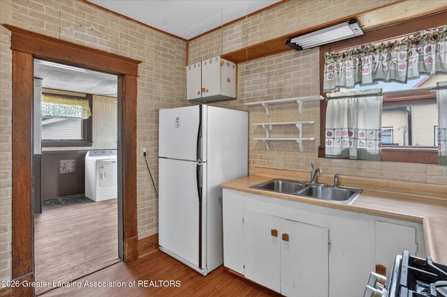 311 W Main Street, Grand Ledge, MI 48837
