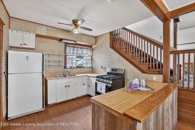 311 W Main Street, Grand Ledge, MI 48837