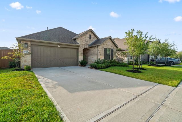 15026 Wiltshire Castle Lane, Houston, TX 77044