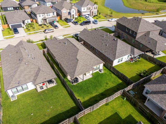 15026 Wiltshire Castle Lane, Houston, TX 77044