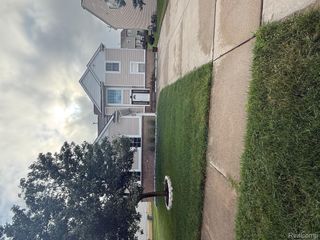 321 Tom Avenue, Pontiac, MI 48341