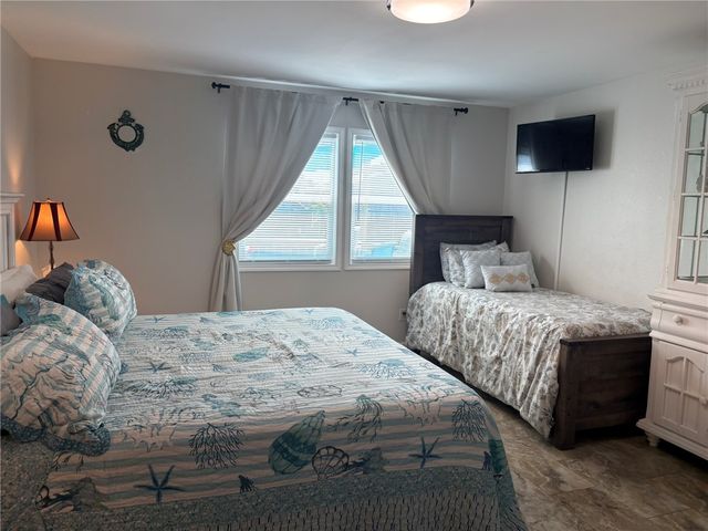 13981 Blackbeard Dr, Corpus Christi, TX 78418