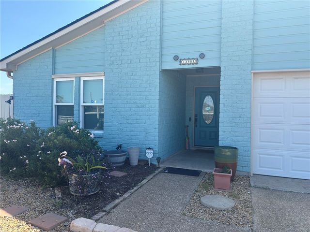13981 Blackbeard Dr, Corpus Christi, TX 78418