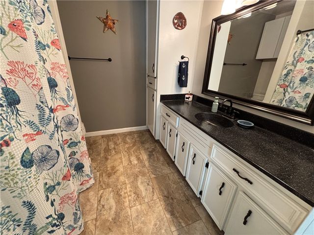 13981 Blackbeard Dr, Corpus Christi, TX 78418