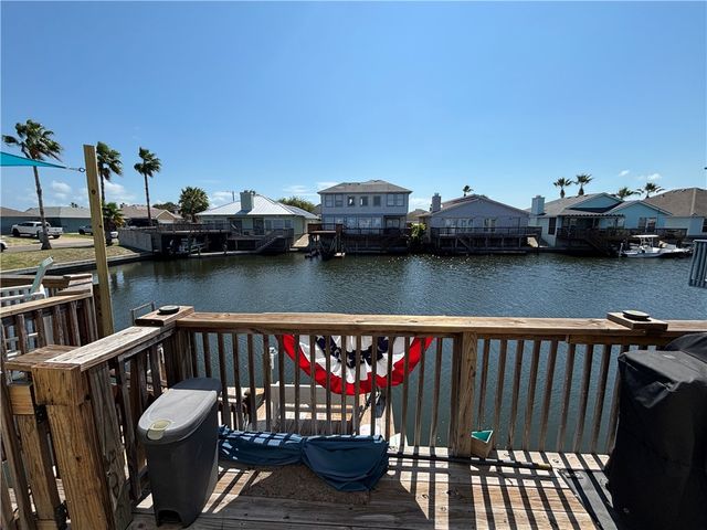 13981 Blackbeard Dr, Corpus Christi, TX 78418