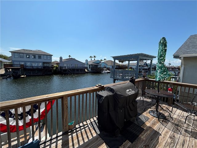 13981 Blackbeard Dr, Corpus Christi, TX 78418