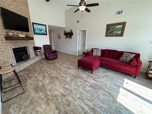 13981 Blackbeard Dr, Corpus Christi, TX 78418