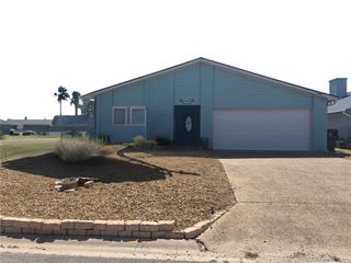 13981 Blackbeard Dr, Corpus Christi, TX 78418