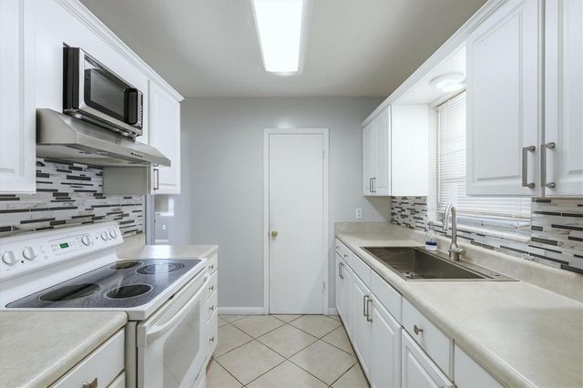 21283 MIDWAY BOULEVARD, Port Charlotte, FL 33952