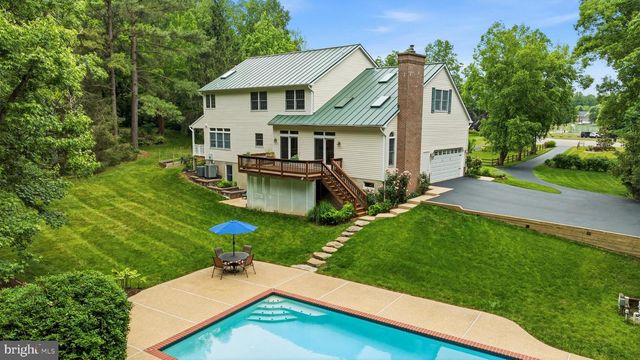 3265 LORING DR, Huntingtown, MD 20639