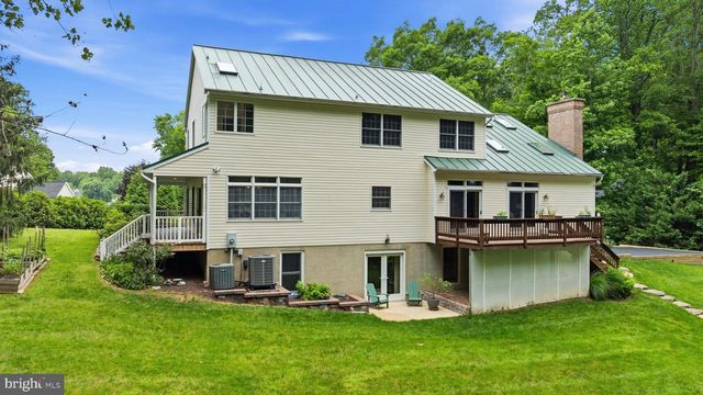 3265 LORING DR, Huntingtown, MD 20639