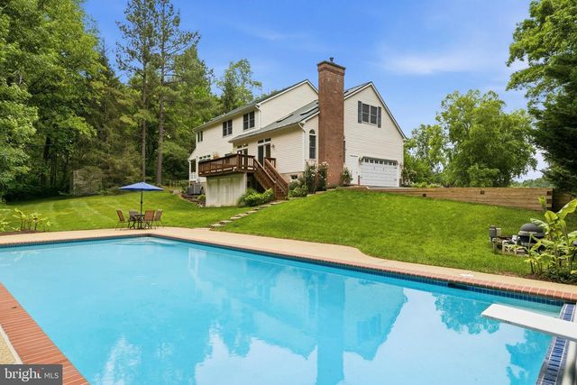 3265 LORING DR, Huntingtown, MD 20639