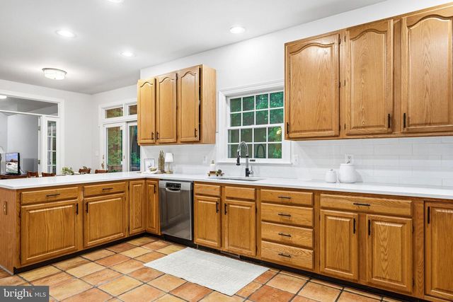 3265 LORING DR, Huntingtown, MD 20639