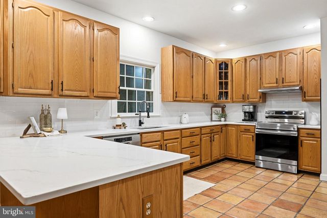 3265 LORING DR, Huntingtown, MD 20639