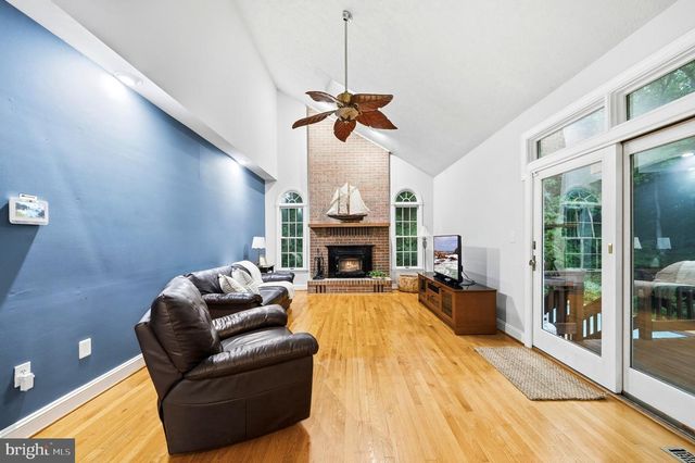 3265 LORING DR, Huntingtown, MD 20639