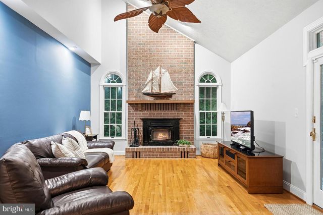3265 LORING DR, Huntingtown, MD 20639