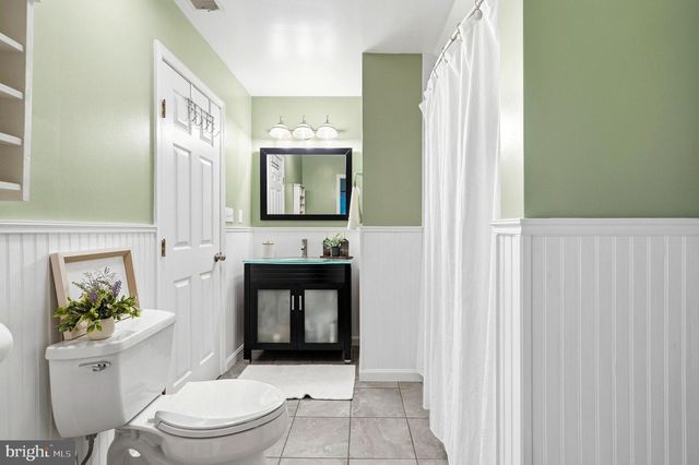 3265 LORING DR, Huntingtown, MD 20639