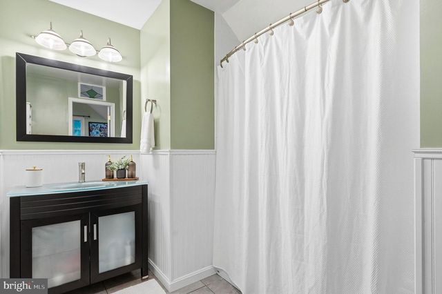 3265 LORING DR, Huntingtown, MD 20639