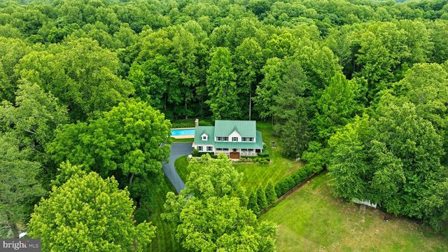 3265 LORING DR, Huntingtown, MD 20639