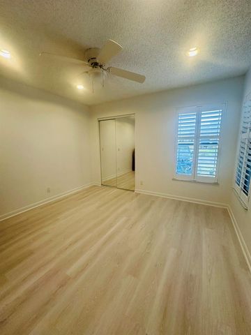 10900 Waterberry Court, Boca Raton, FL 33498