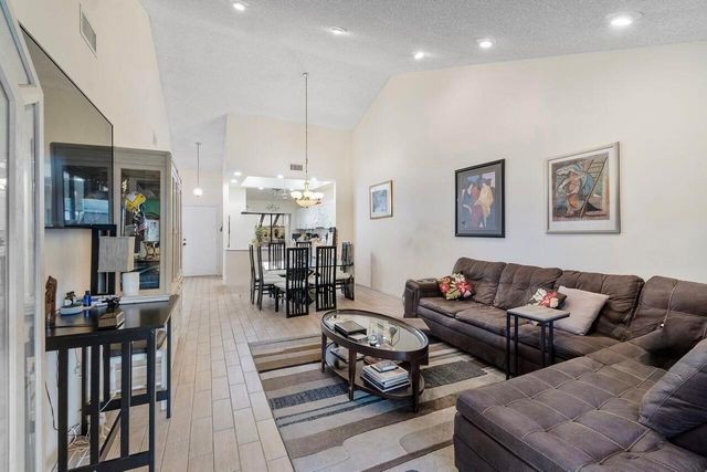 10900 Waterberry Court, Boca Raton, FL 33498