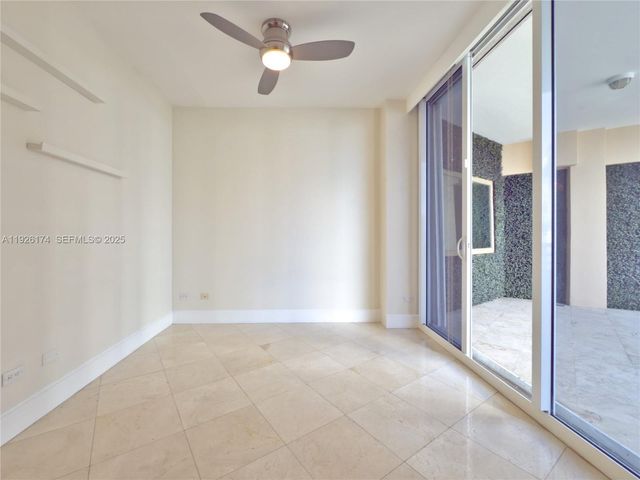 848 Brickell Key Dr 306, Miami, FL 33131