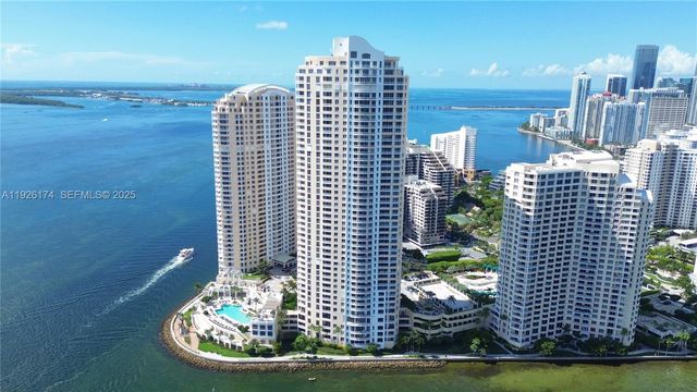 848 Brickell Key Dr 306, Miami, FL 33131